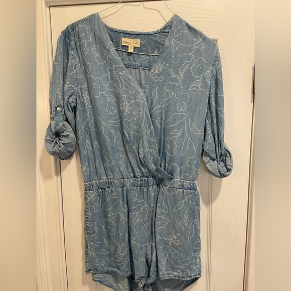 Adorable romper so cute on!! - Picture 3 of 4